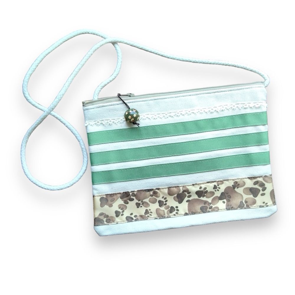 Green Stripe Makeup Bag Storage Pouch Zippered Mini Purse NEW